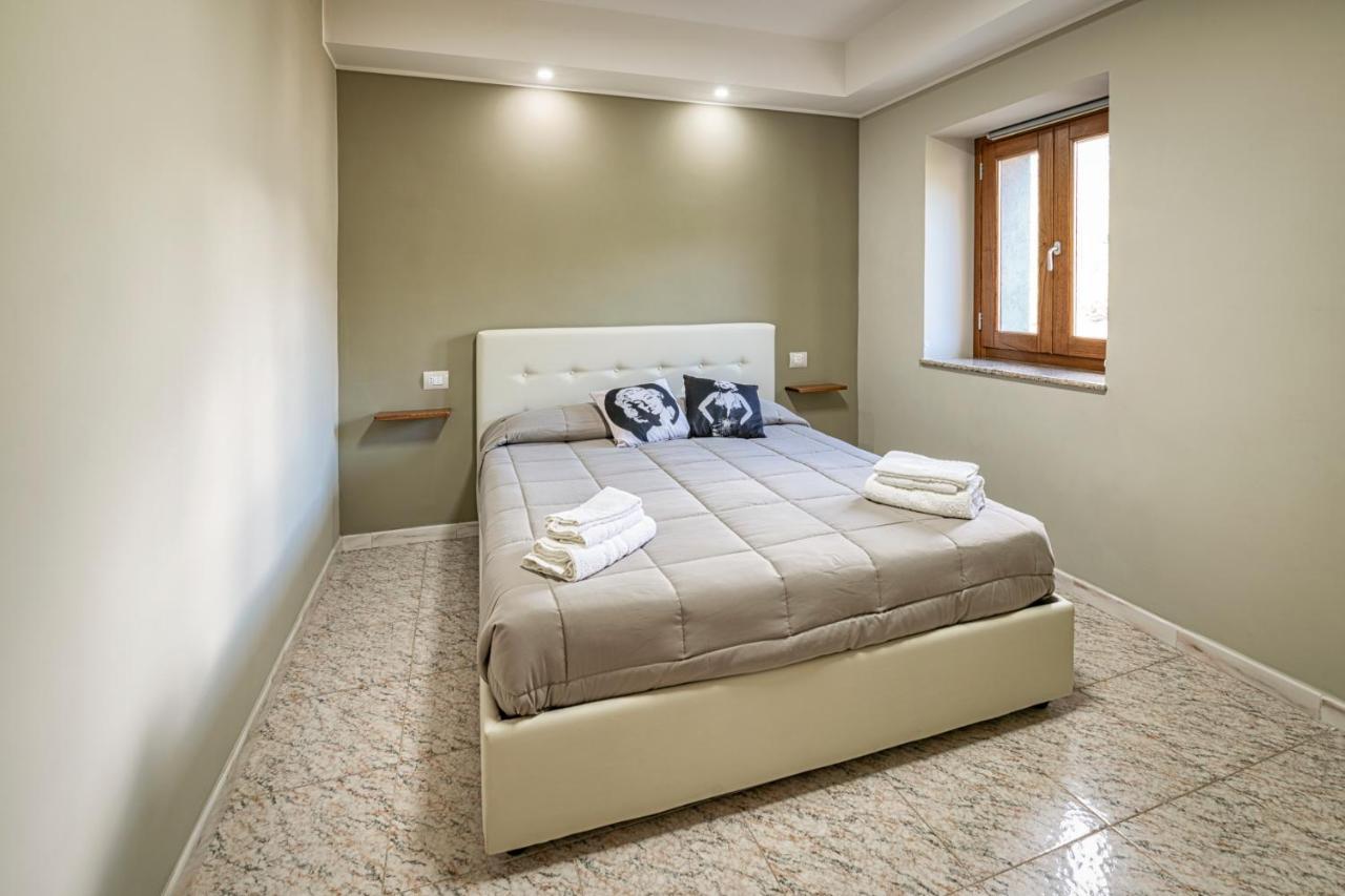 B&B Silver Sleep Papasidero Luaran gambar